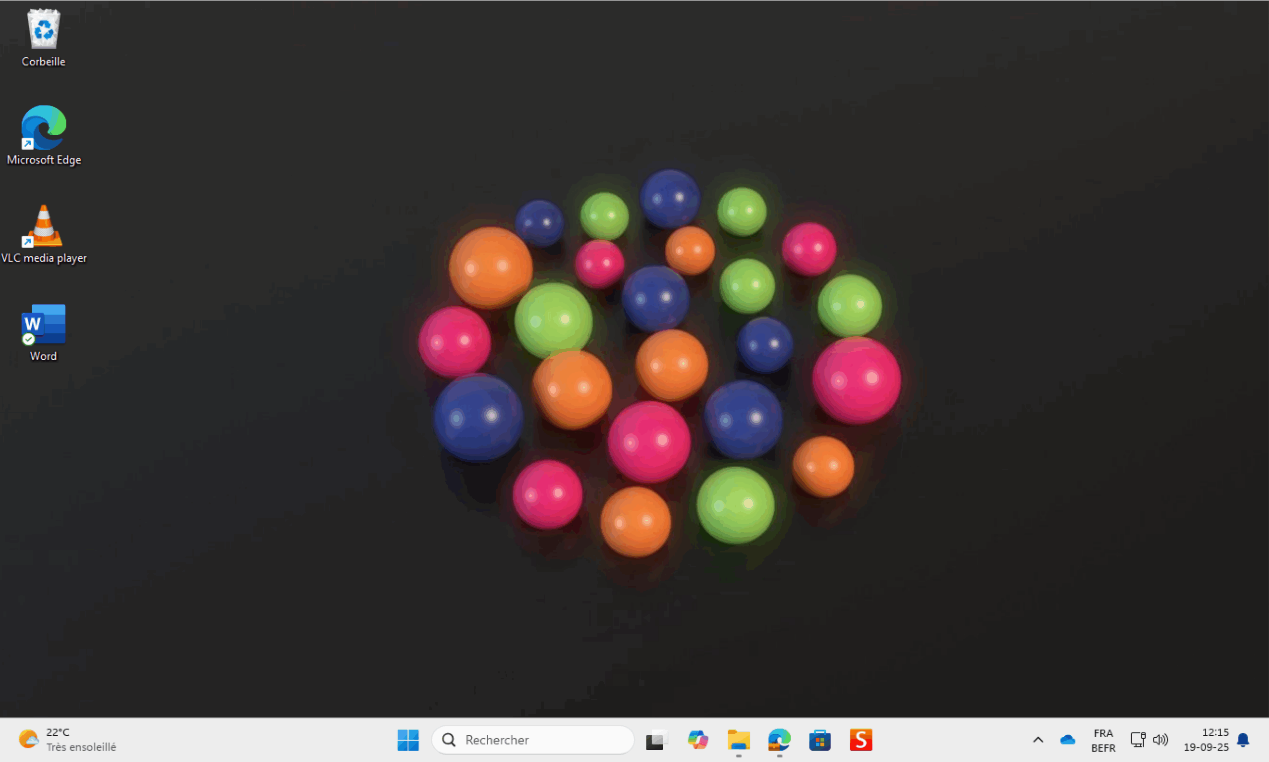 Le bureau de Windows avec ses icônes et sa barre des tâches